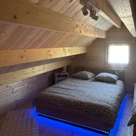 Chalet Le De Francesca